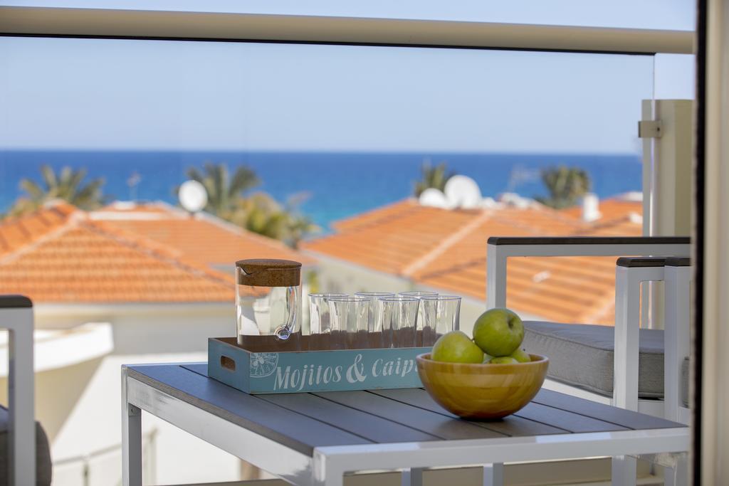 Marianna Suite Pernera エクステリア 写真